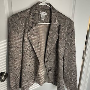 Cleaning out the closet. My loss your gain!